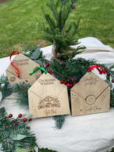 Load image into Gallery viewer, Santa Letter Holder
