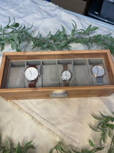 Load image into Gallery viewer, Watch Display Box