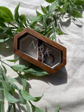 Load image into Gallery viewer, Wedding Ring Case