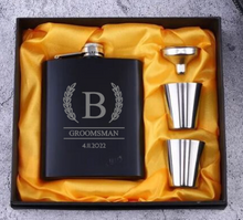 Load image into Gallery viewer, Whisky Flask Groomsmen Set