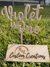 Load image into Gallery viewer, Cake Topper