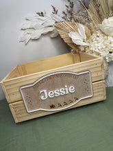 Load image into Gallery viewer, Christmas Crates - Special Delivery Plaque
