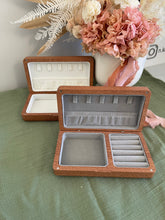 Load image into Gallery viewer, Personalised Jewellery Box
