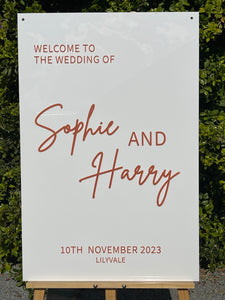 Welcome Sign - Sophie